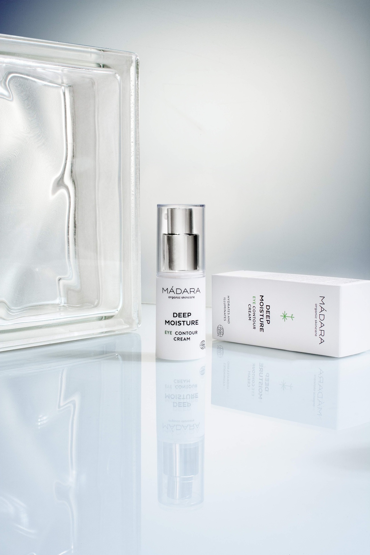 Mádara Deep Moisture Eye contour cream