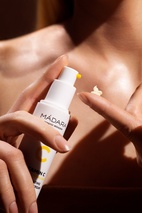 Mádara Vitamin C Illuminating Recovery Cream