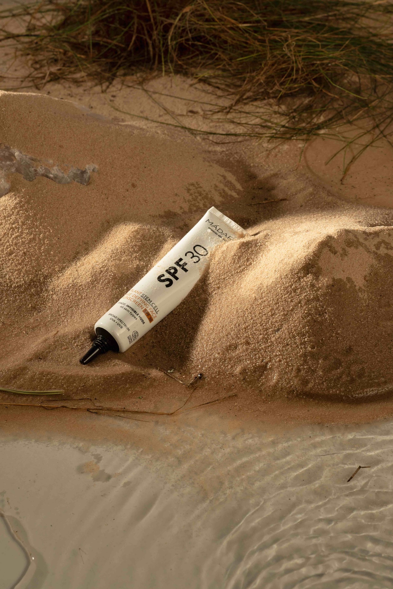 Mádara Plant Stem Cell Age-defying Face Sunscreen SPF 30