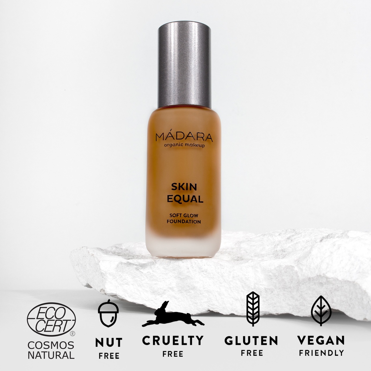 Mádara Skin Equal Foundation 80 Fudge