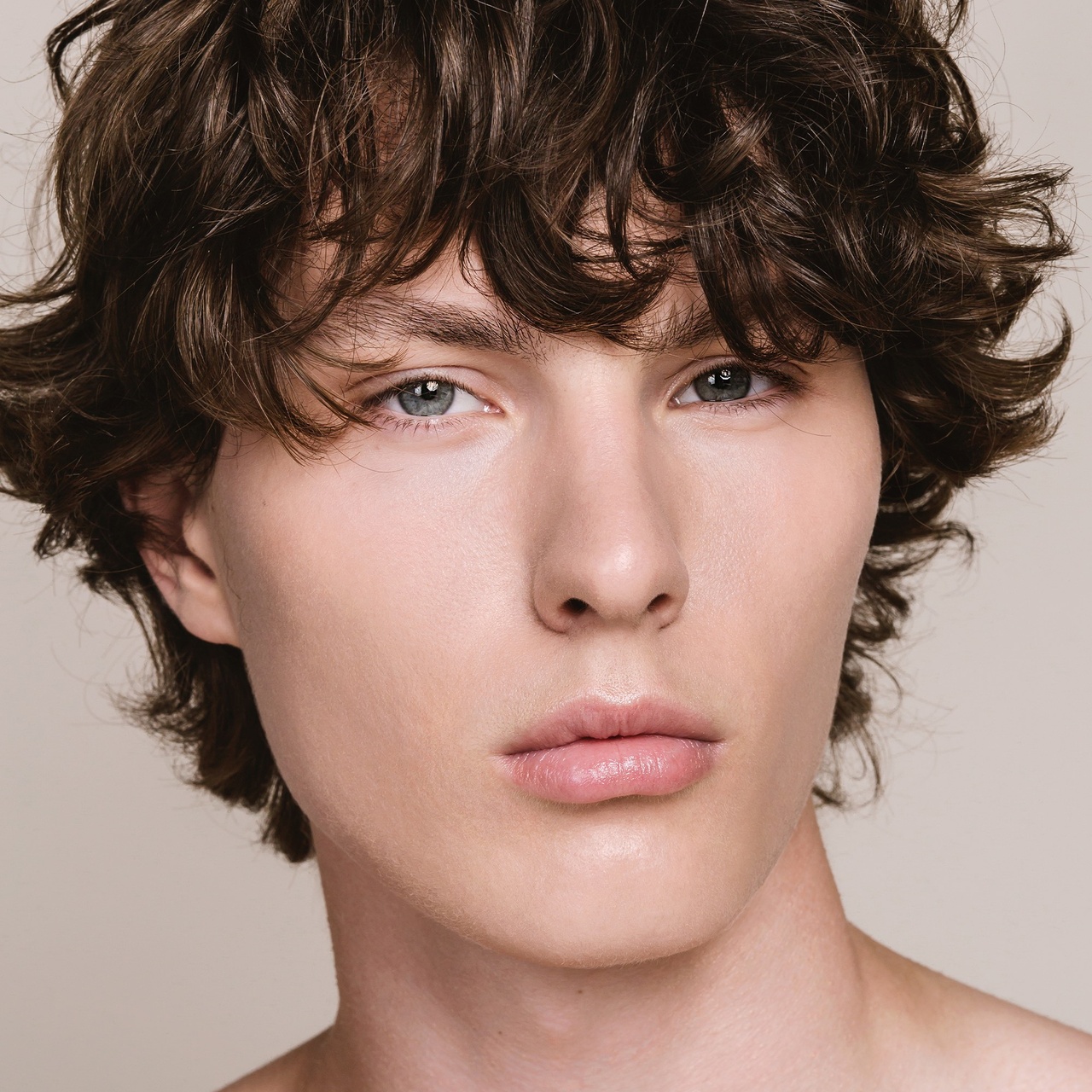 Mádara Skin Equal Foundation 20 Ivory