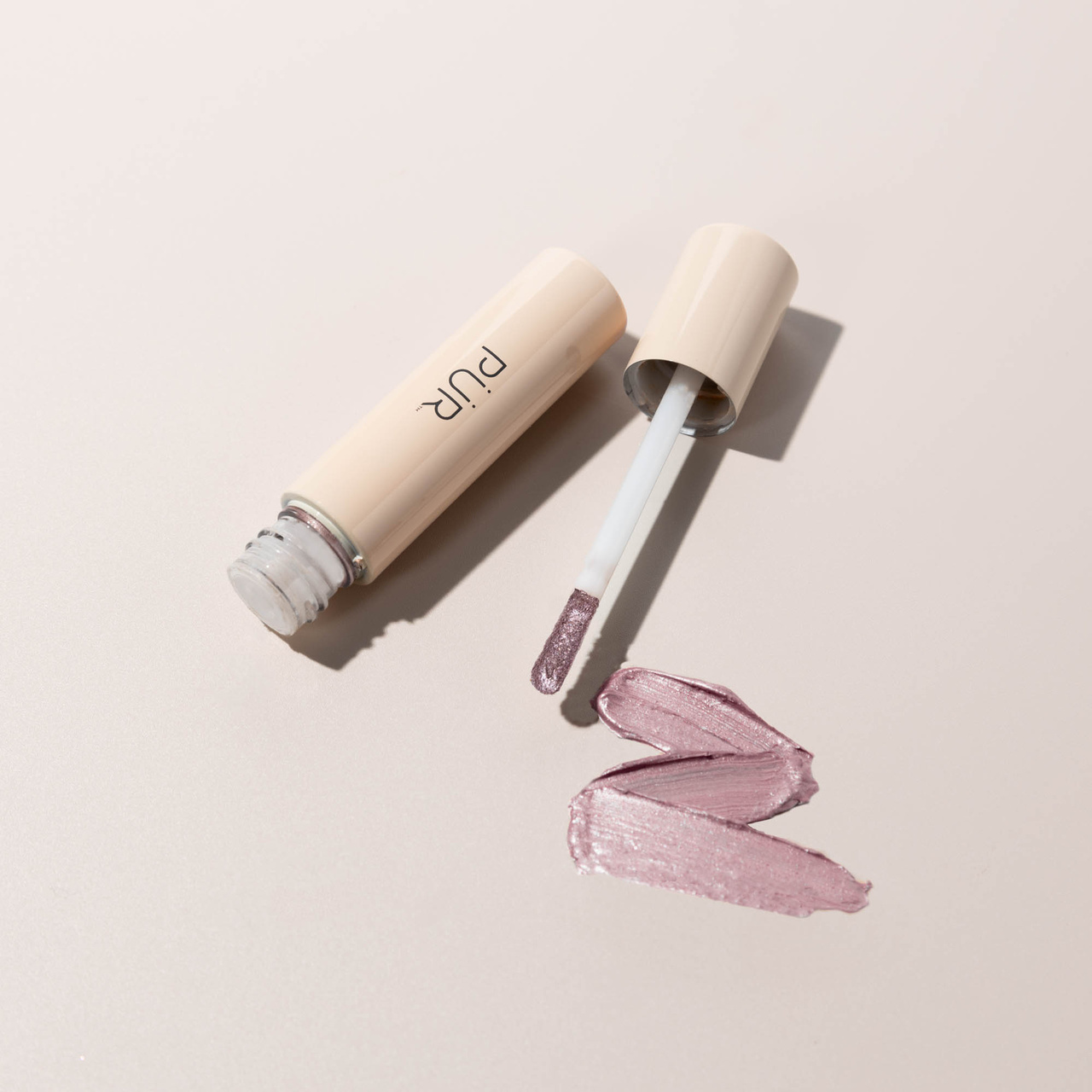 Pür On Point Tint Creamy Eyeshadow & Primer with Peptides Satin