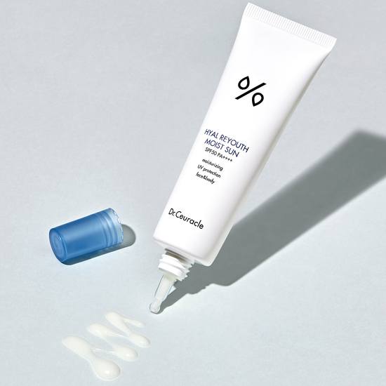 Dr. Ceuracle Hyal Reyouth Moist Sun SPF50